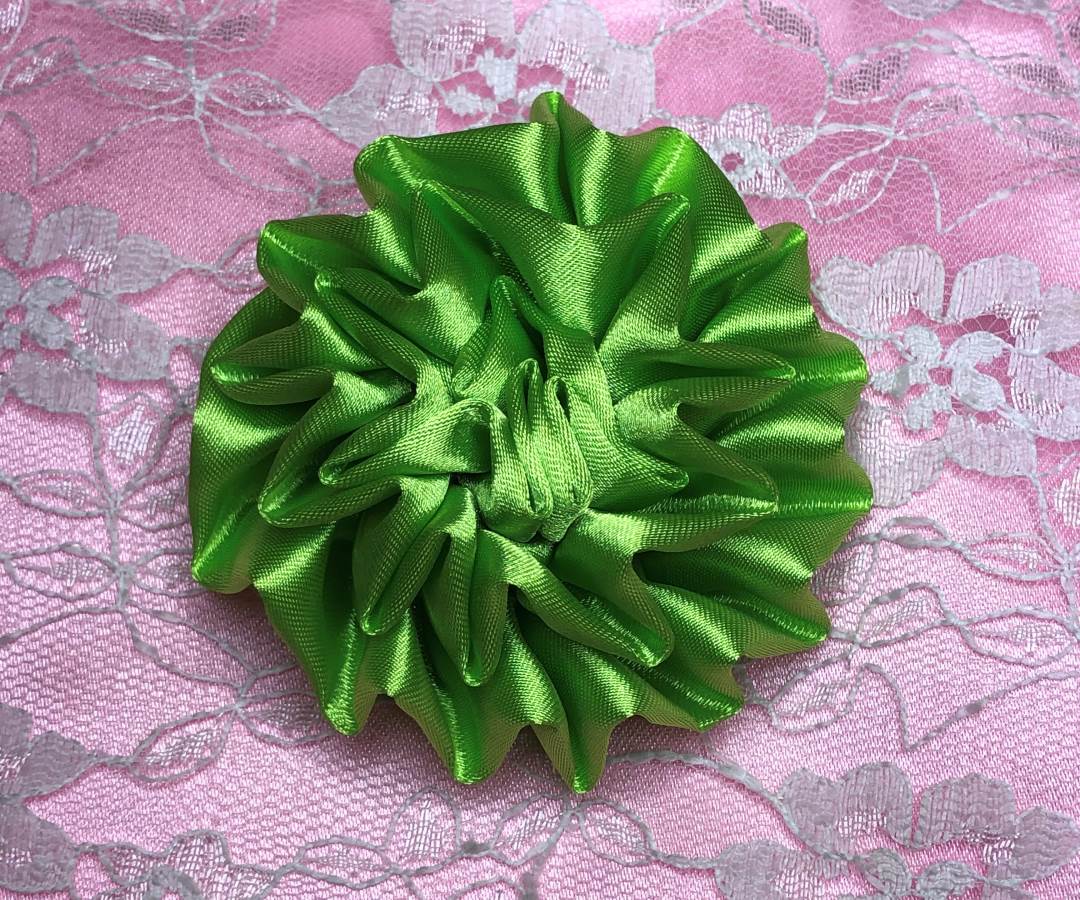 GB4 Fluffy Neon Green Satin Floral Bow Applique 2.5