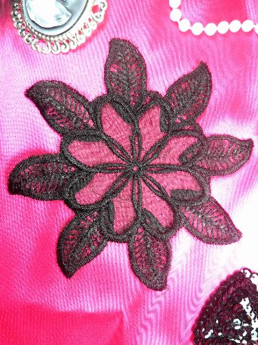 GB52 Black Flower Venice Lace Floral Applique 5.25\