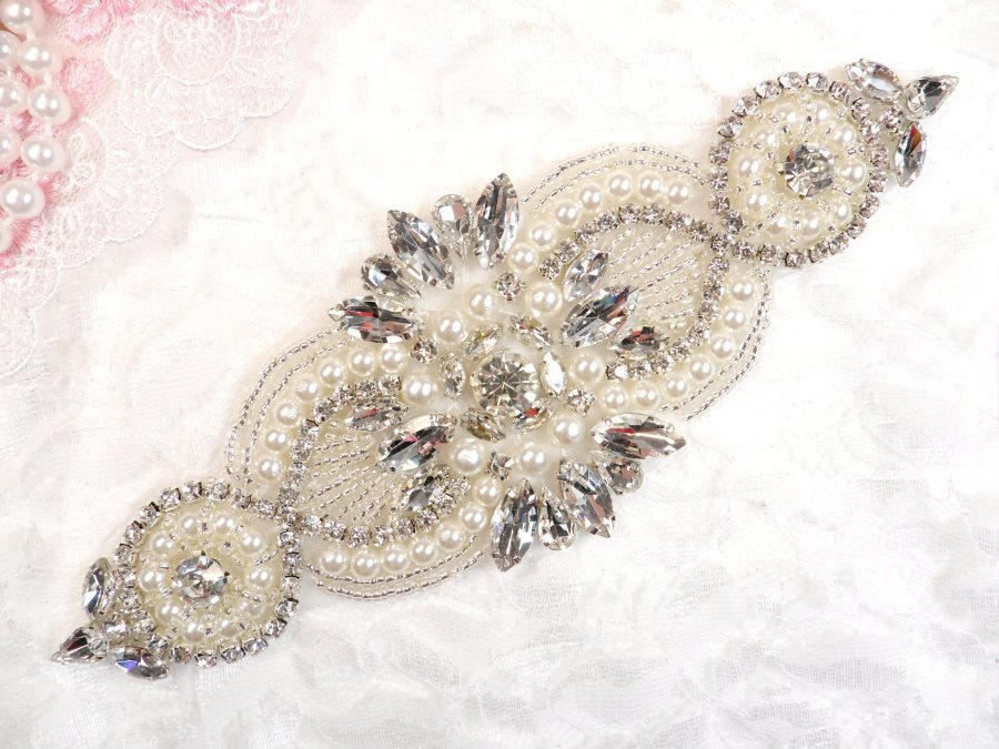 Crystal Rhinestone Silver Pearl Beaded Applique