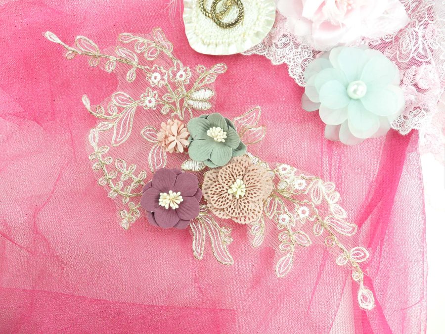 3 Dimensional Applique Venice Lace Floral Sewing Clothing Patch 11.25 GB893