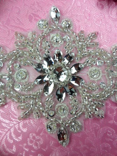 JB128 Applique Glass Rhinestone Silver Beaded 7\