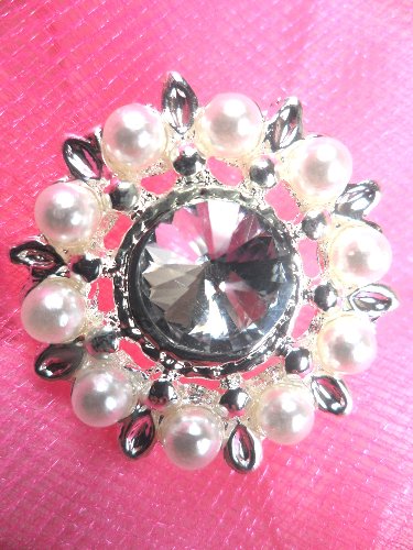 JB147 Silver Crystal Clear Rhinestone and Pearl Button 1