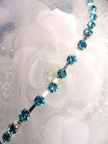 JB148 Turquoise Elegant Rhinestone Chain Sewing Trim 1/8\