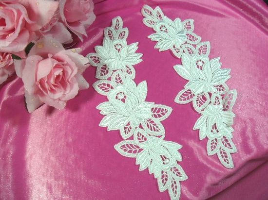 C118  White Mirror Pair Venise Lace Appliques 10