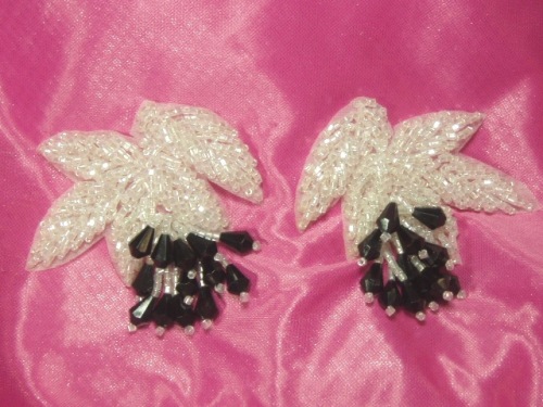 MA192  Crystal Black Leaf Beaded Dangle Mirror Pair Appliques 2.5