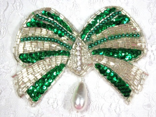 MA337 Green & Silver Bow Sequin Beaded Dangle Hair Bow / Brooch / Applique 4.5