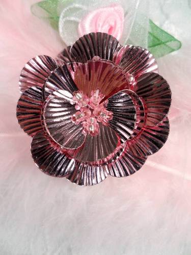 MA84  Mauve Flower Beaded Sequin Applique 1.5\