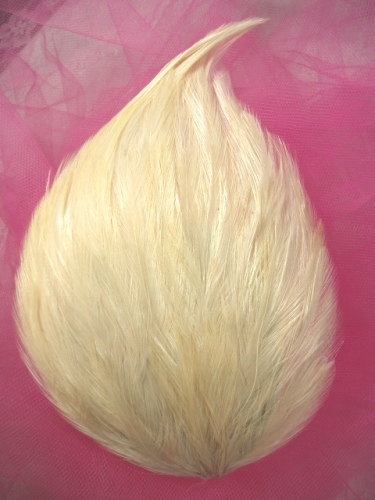 MR002  Eggshell Ivory Feather Pad Applique 7\