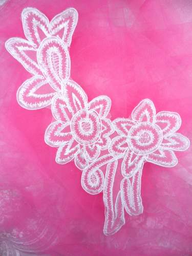 MS94 White Floral Venise Lace Applique 10.25\