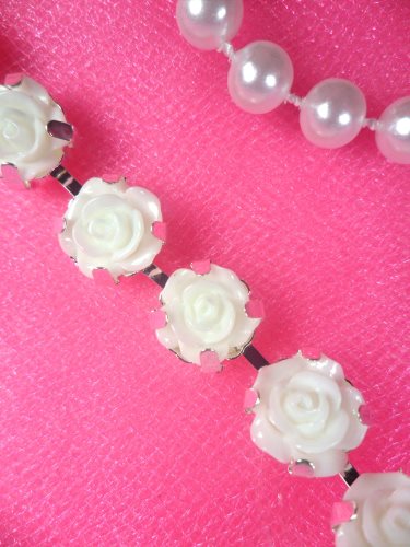 N51 White Rose Metal Backing Embellishing Trim 3/8