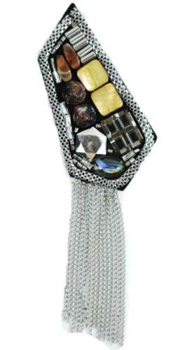E6009 Diagonal Beaded Brooch with Chains