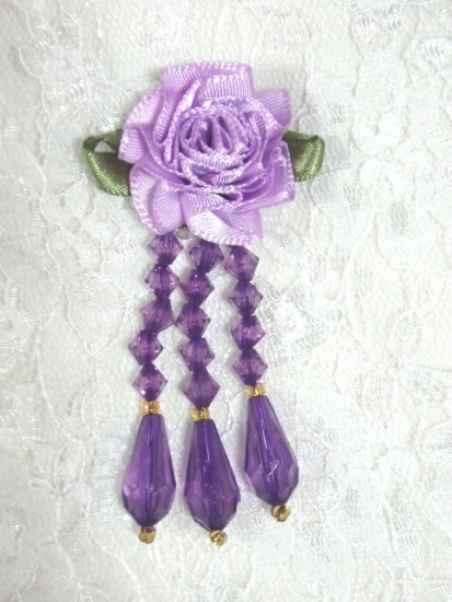 VD1 Lavender Purple Floral Dangle Beaded Applique 2.75