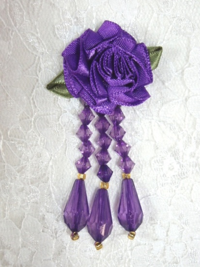 VD1 Purple Floral Dangle Beaded Applique 2.75\