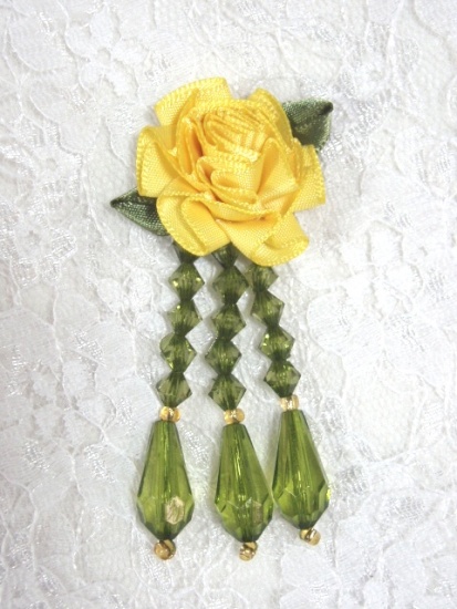VD1  Yellow / Olive Floral Dangle Beaded Applique 2.75