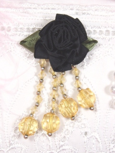 VD19  Black/Gold Floral Dangle Beaded Applique 2.75