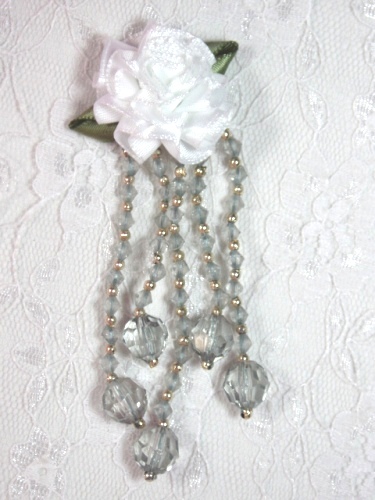 VD21 White Gray Floral Dangle Beaded Applique 3.75