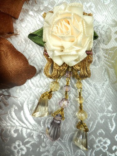 VD37 Applique Ivory Floral Slant Beaded Dangle 3.25\