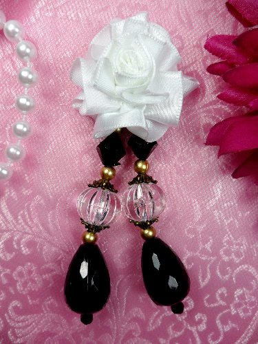 VD39 Applique White Floral Dangle Black Crystal Beads 3.5\