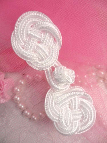 W37 White Frog Button Closure 2.75