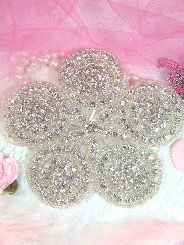 XR8 Five Circle Glass Beaded Rhinestone Applique 4.25