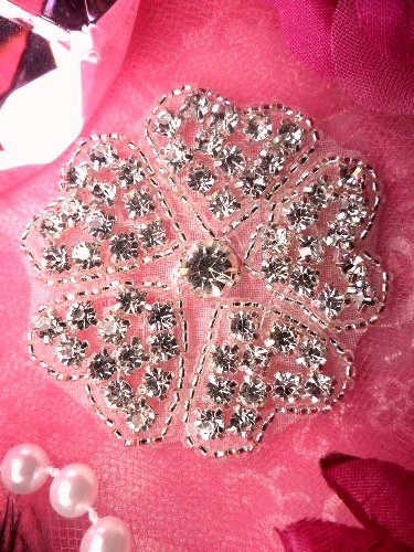 XR135 Heart Clover Floral Glass Silver Beaded Crystal Rhinestone Applique 2 Hot Fix Iron on