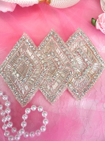 XR40 Triple Diamond Glass Beaded Rhinestone Applique 5\