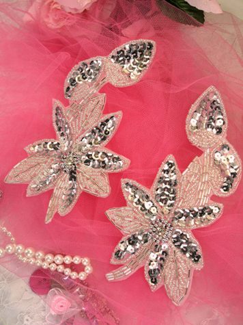 XR51 Silver Floral Mirror Pair Beaded Sequin Appliques 6