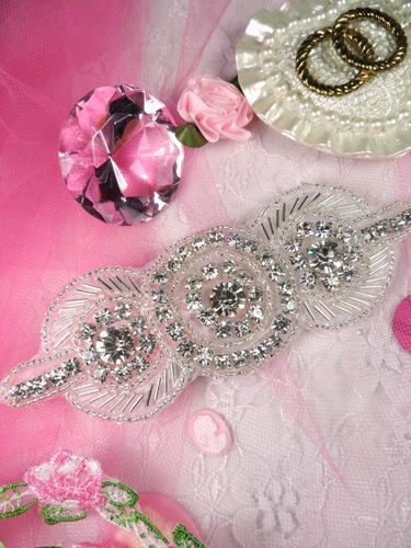 XR63 Crystal Clear Silver Beaded Rhinestone Applique 5\