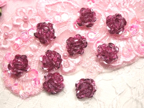 0248  Set of 9  Mauve Sequin Flower Appliques 1/2