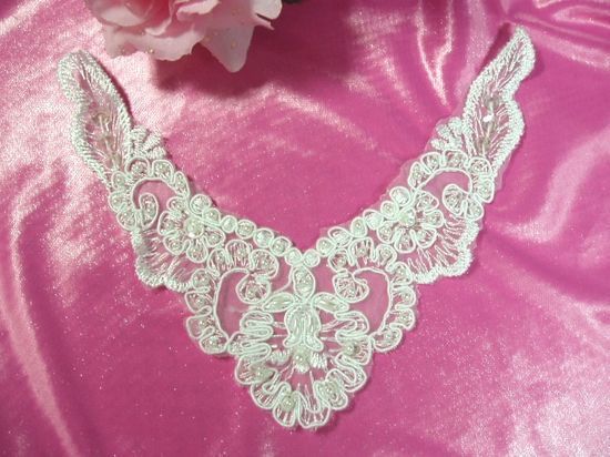 F32  White Venise Lace Collar Sequin Beaded Applique 6\