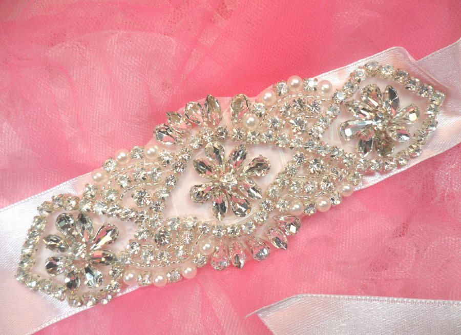 Bridal Sash Crystal Rhinestone Silver Setting w/ Pearls On White Satin Double Face Ribbon (BSZ8)