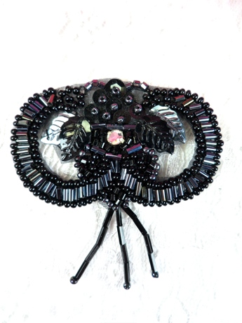 FS1111 Black and Gunmetal Rhinestone Dangle Beaded Sequin Applique 2.5