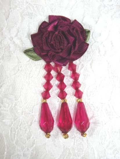 VD1 Burgundy Floral Dangle Beaded Applique 2.75