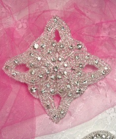 XR207 Crystal Glass Silver Beaded Rhinestone Applique 4"