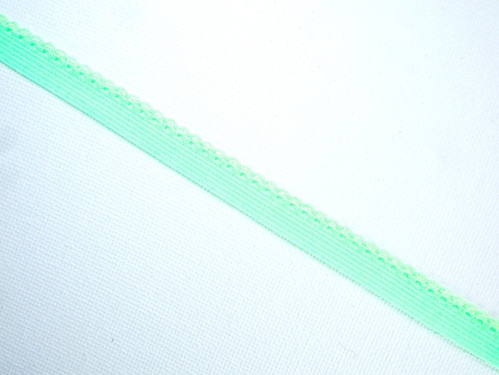 BL140  Lime Green Elastic Sewing Craft Trim 1/4"