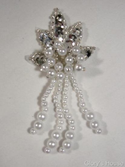0073 Silver & Pearl Leaf Dangle 3" Sequin Beaded Applique 0073
