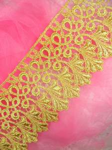 RMC184 REMNANT Metallic Gold Venice Lace Sewing Trim 4" 28