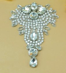 DH9 Designer Crystal Glass Rhinestone Silver Beaded Applique 4.75"
