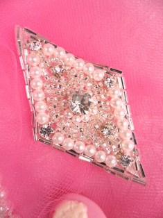 FS151  Rhinestone Silver Pearl Diamond Beaded Applique 2.75"