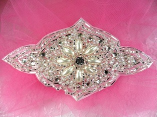 FS21 Silver Pearl Beaded Rhinestone Applique 5.5"