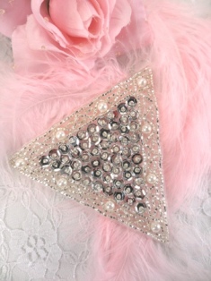 FS32 Silver Triangle Sequin Beaded Applique 4"