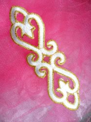 GB111 White Gold Applique Iron On Patch 5"