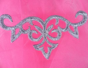 GB138 Silver Scroll Metallic Applique Iron On Patch 3.75"