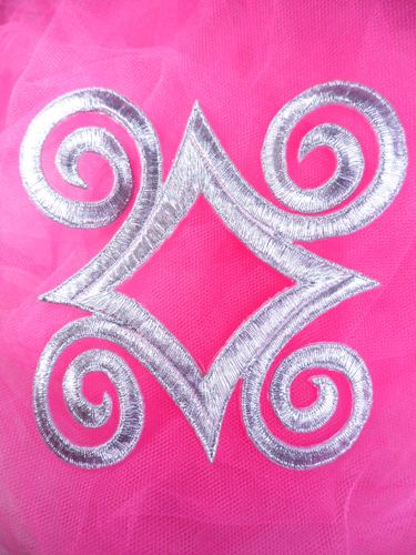 GB170 Silver Metallic Embroidered Applique Iron On Patch 4.25"