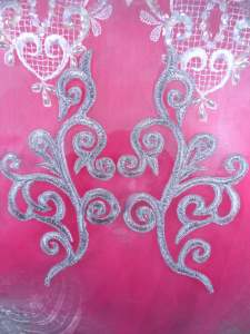 GB304 Embroidered Appliques Mirror Pair Metallic Silver Iron On Patch 7"