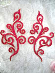GB304 Embroidered Appliques Mirror Pair Fuchsia Gold Metallic Iron On Patch 7"