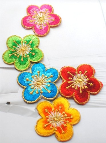 GB447 Red Embroidered Flower Applique Clothing Patch 1.75"