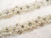 Crystal Rhinestone Silver Pearl Trim (GB623)