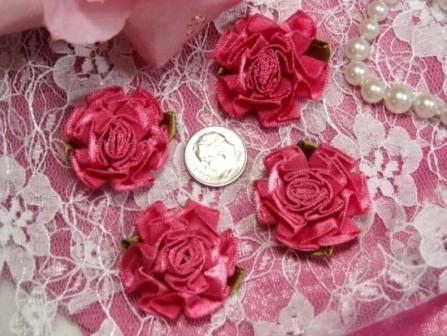 L22  Lot of 4 Mauve Floral Rose Flower Appliques 1.5"