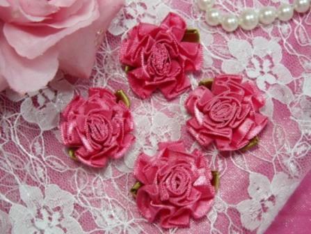 L22  Lot of 4 Mauve Floral Rose Flower Appliques 1.5"